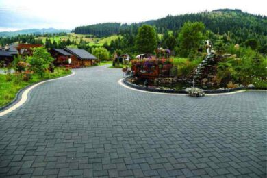 spatiu-exterior-pavat